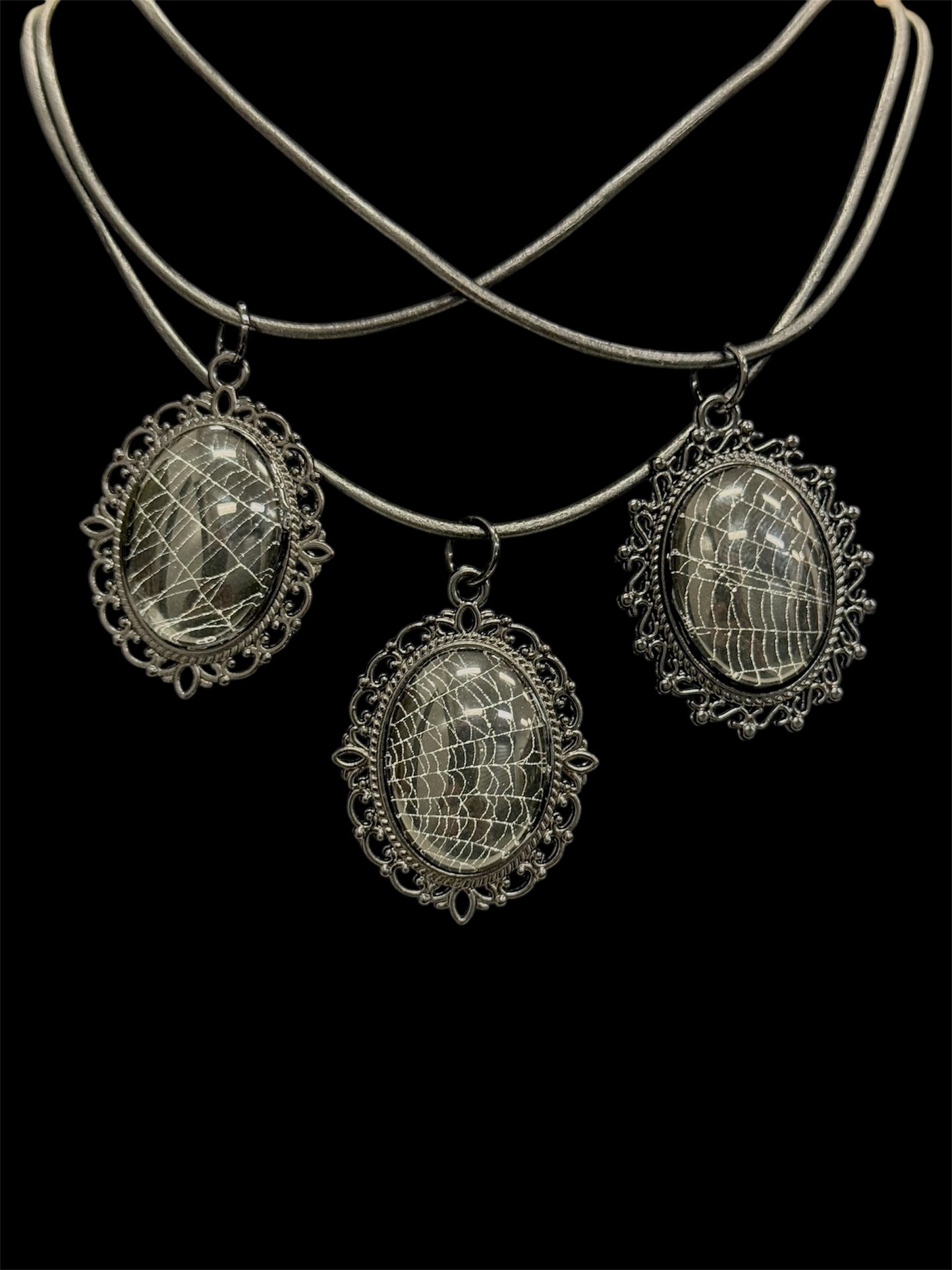 Spider Web Necklace - Black